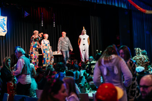 Thomas Jennemann und Erich Dannhäuser bei der Eröffnung des Kinderfaschings